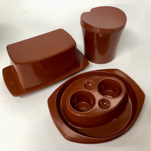 CONDIMENT SET, 1970s Brown Bessemerware Assorted